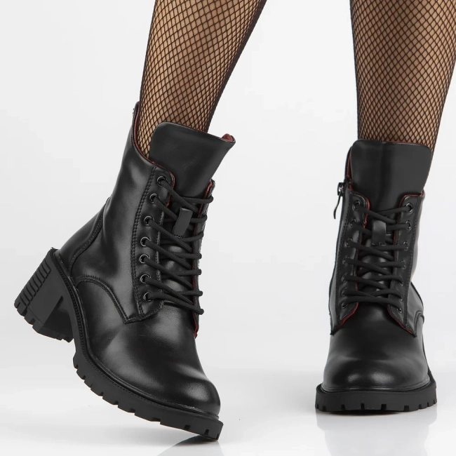 Leather ankle boots Filippo DBT6501/25 BK black