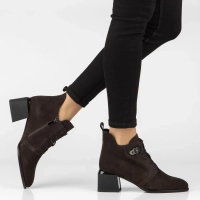 Leather ankle boots Filippo DBT8130/26 BR SU brown