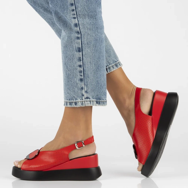 Leather sandals Filippo DS6074/25 RD red