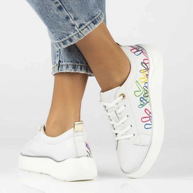 Skórzane sneakersy Filippo DP4480/24 MLT białe