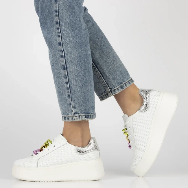 Skórzane sneakersy Filippo DP6793/25 WH białe