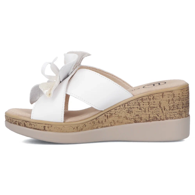 Leather flip-flops Filippo DK7039/25 WH white