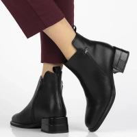 Leather ankle boots Filippo DBT7227/25 BK black