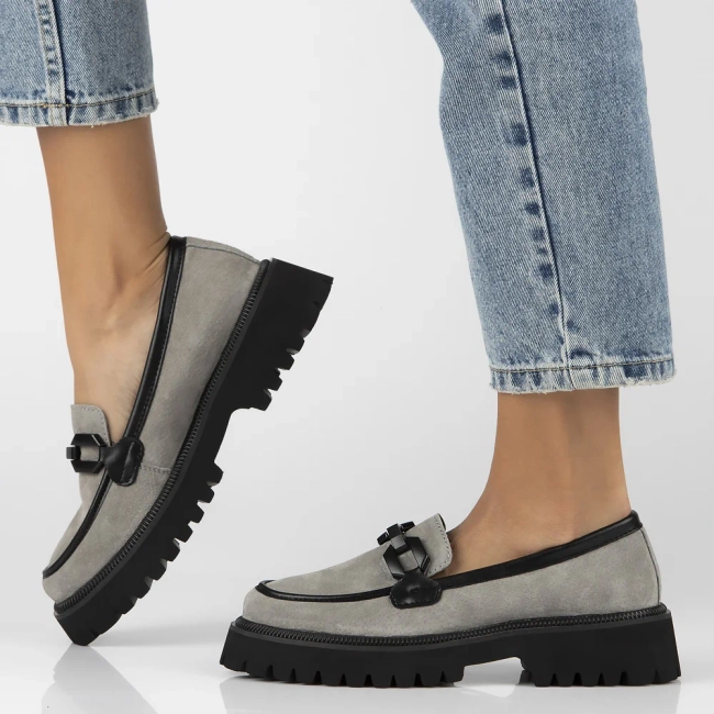 Skórzane półbuty na platformie Filippo DP6486/24 GR szare