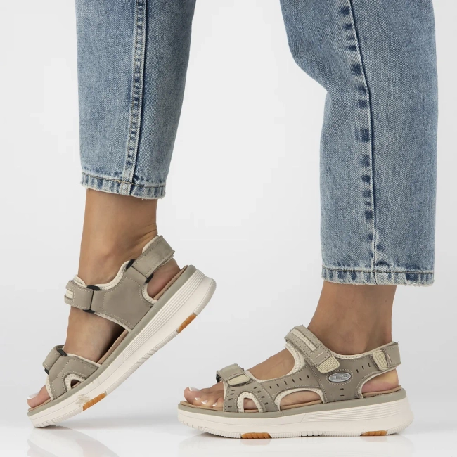 Skórzane sandały Filippo DS7034/25 BE beżowe