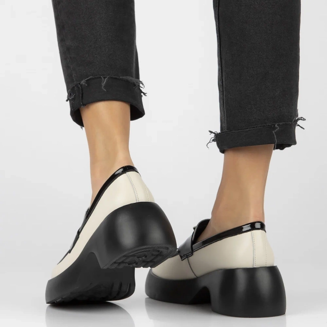 Leather shoes Filippo DP6477/24 BE BK beige-black