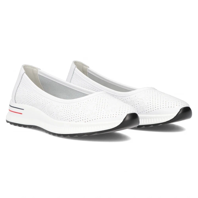 Skórzane półbuty na platformie Filippo DP6719/25 WH białe
