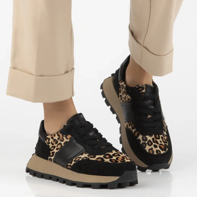 Skórzane sneakersy Filippo DP7112/25 BK LEO czarne