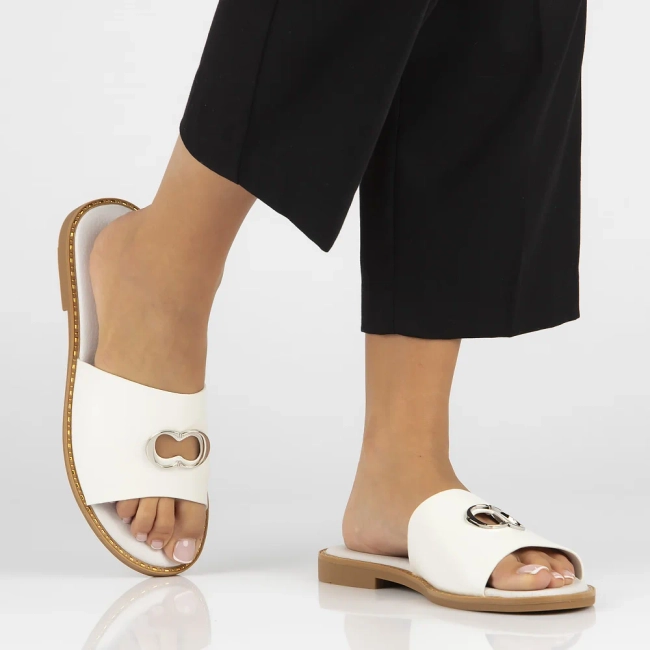 Klapki Filippo DK6216/24 WH białe