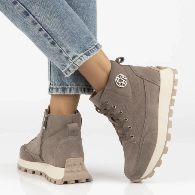 Leather ankle boots Filippo DBT7160/25 TP taupe