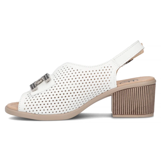 Leather sandals Filippo DS6033/24 WH white