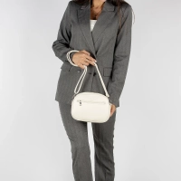 Beige shoulderbag tone