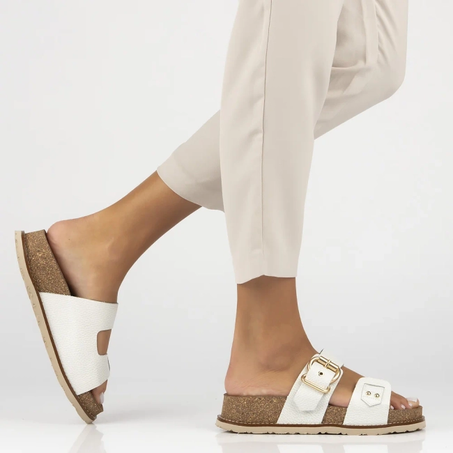 Leather flip-flops Yokono OCA-252 OPAK HIELO white