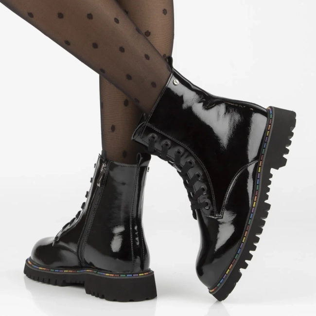 Leather ankle boots Filippo DBT7428/25 BK L black