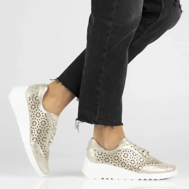 Skórzane sneakersy Filippo DP4690/24 GO złote