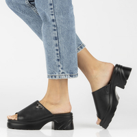 Leather flip-flops Filippo DK4616/23 BK black