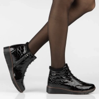 Leather wedge ankle boots Filippo DBT3179/26 BK CR black