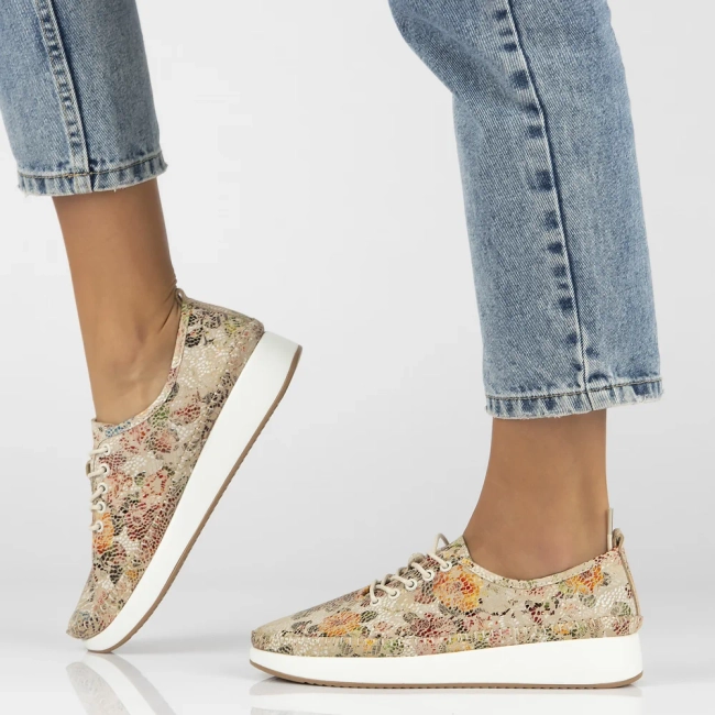 Skórzane półbuty na platformie Filippo DP6102/24 BE FL beżowe