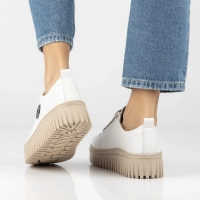 Skórzane sneakersy Filippo DP8271/26 WH BE białe