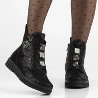 Leather ankle boots Filippo DBT6360/25 BK PT black