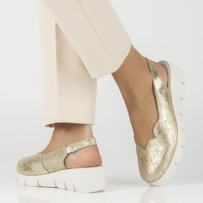 Leather shoes DP4558/23 GO gold