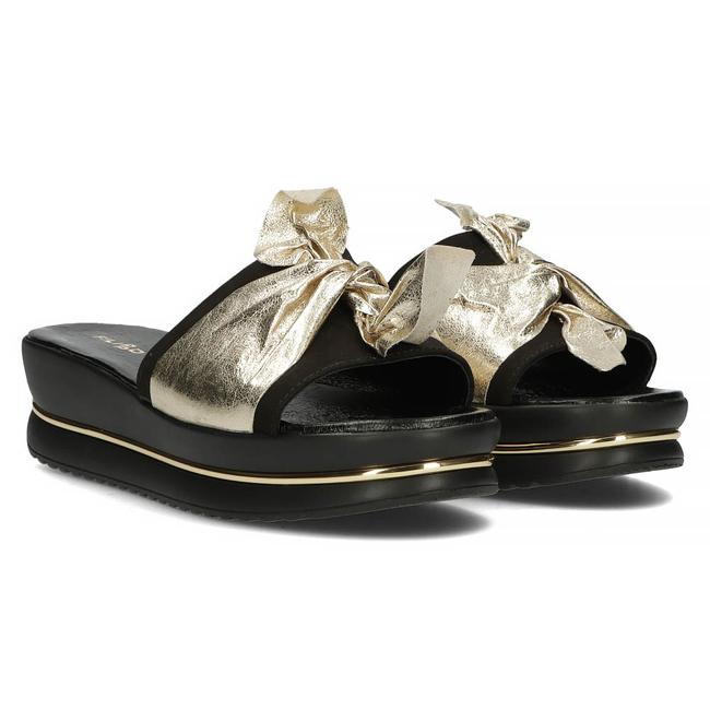 Leather flip-flops Filippo 40230 black