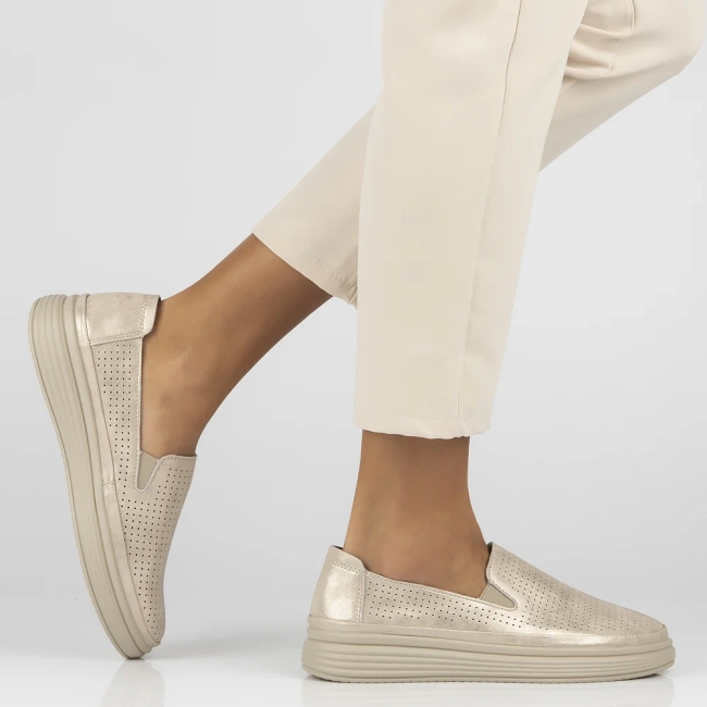 Skórzane półbuty Filippo DP6752/25 GO złote