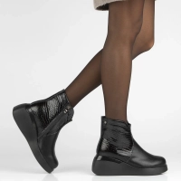 Leather ankle boots Filippo DBT7431/25 BK black