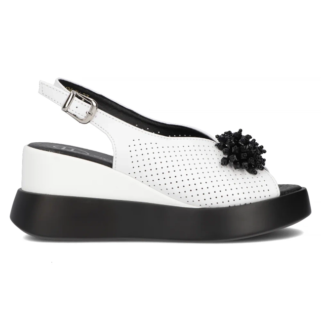 Leather sandals Filippo DS6076/25 WH white