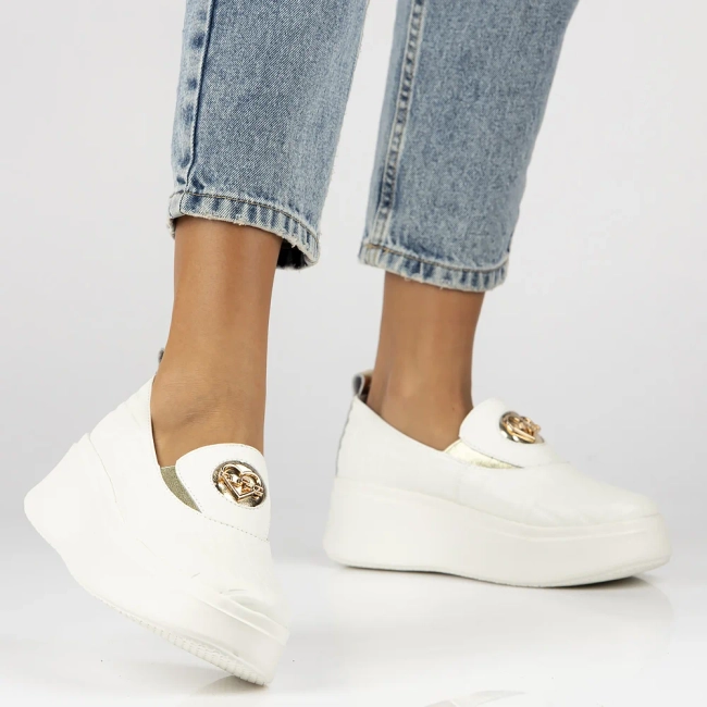 Leather shoes Filippo DP6794/25 WH white