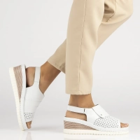 Leather sandals Artiker 54C0540 white