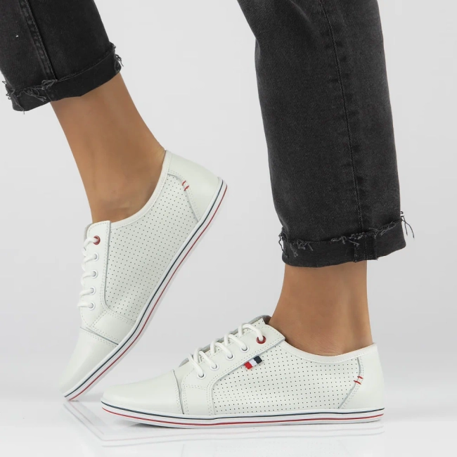 Skórzane półbuty Filippo DP009/24 WH białe