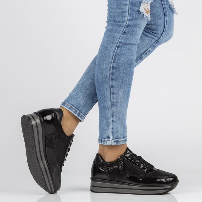 Skórzane sneakersy Filippo DP3152/21 BK Czarne