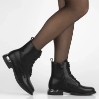 Leather ankle boots Filippo DBT7193/25 BK black