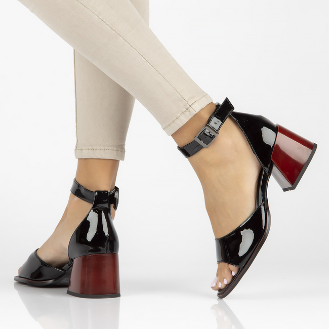 Skórzane sandały Filippo DS3723/22 BK czarne