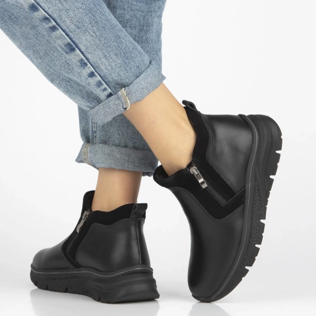 Skórzane botki na platformie Filippo DBT7292/25 BK czarne