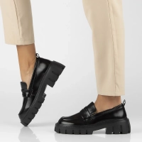 Skórzane półbuty na platformie Filippo DP6440/24 BK czarne