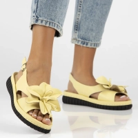 Leather sandals Filippo DS6965/25 YL yellow