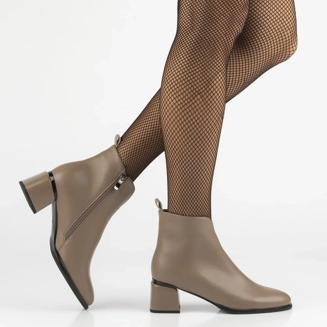 Leather ankle boots Filippo DBT7459/25 BE beige