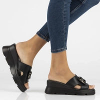 Leather flip-flops Filippo DK6078/24 BK black