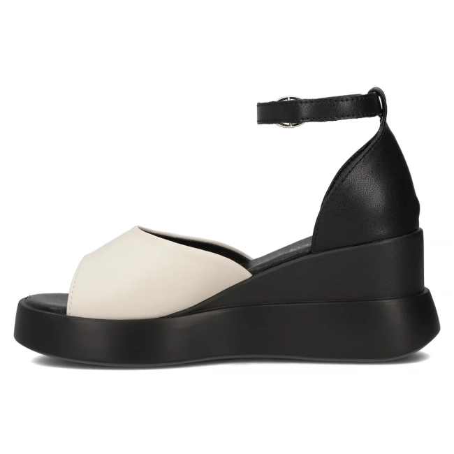 Leather sandals Filippo DS6075/24 BK BE black