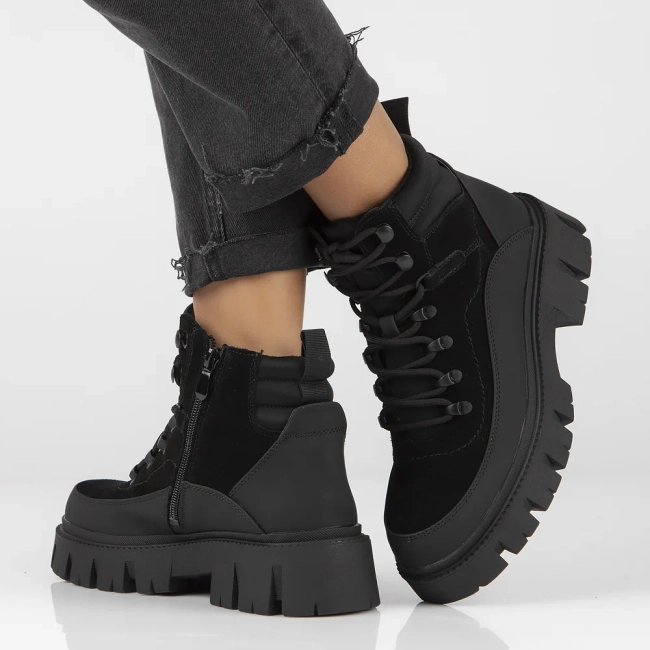 Leather ankle boots Filippo DBT4994/24 BK black