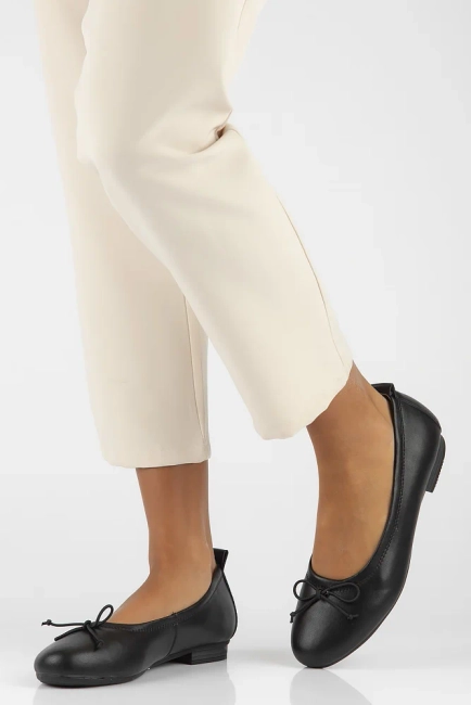 Leather shoes Filippo DP6249/24 BK black