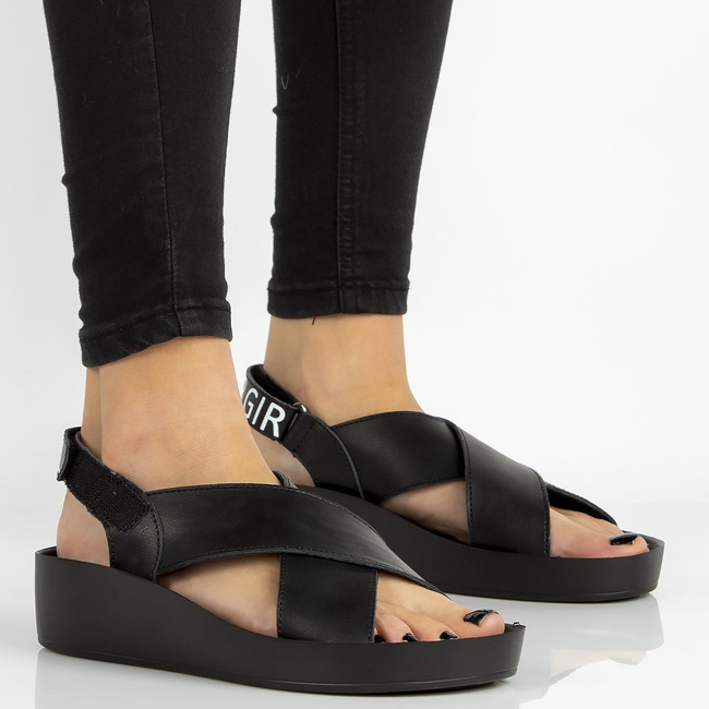 Leather sandals Filippo DS2060/21 BK black