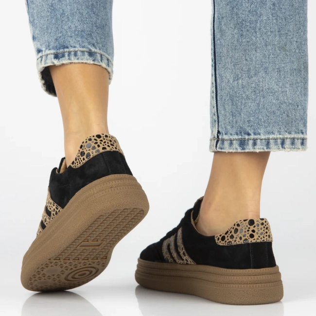 Skórzane sneakersy Filippo DP7114/25 BK LEO czarne