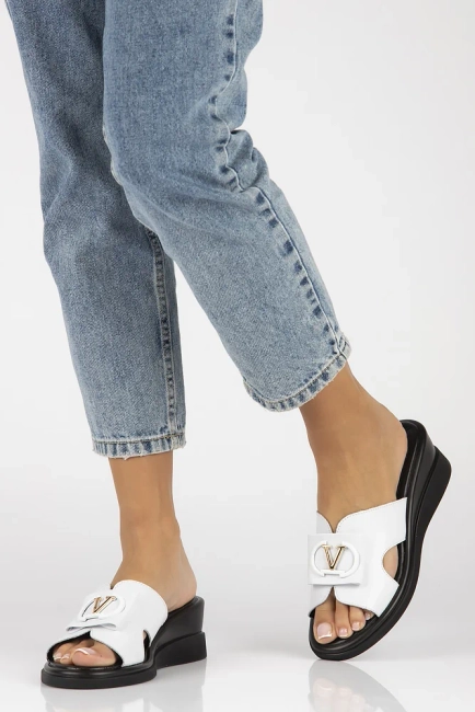 Leather slippers Filippo DK6155/24 WH white