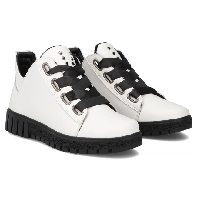 Leather ankle boots Filippo DBT3197/25 WH white