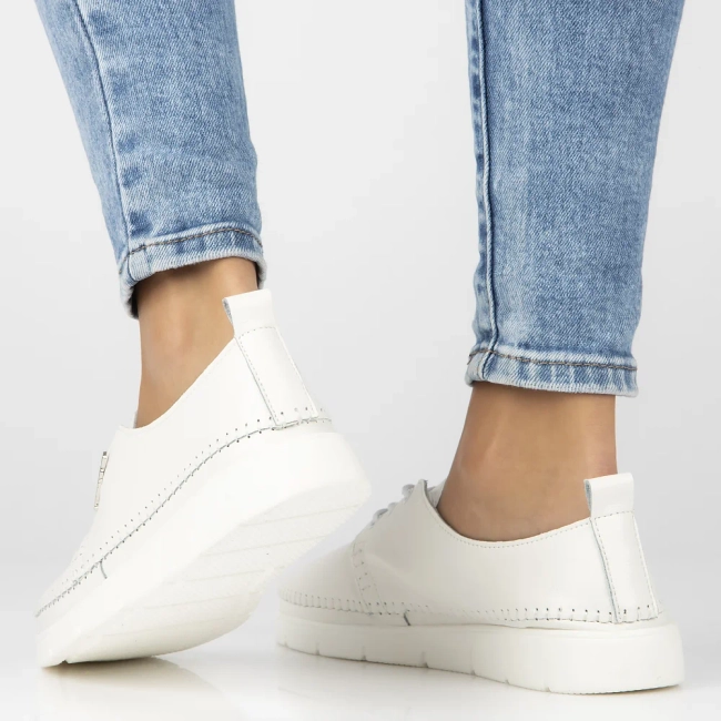 Leather shoes Filippo DP6747/25 WH white