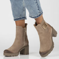 Skórzane botki na obcasie Filippo 60396 Taupe