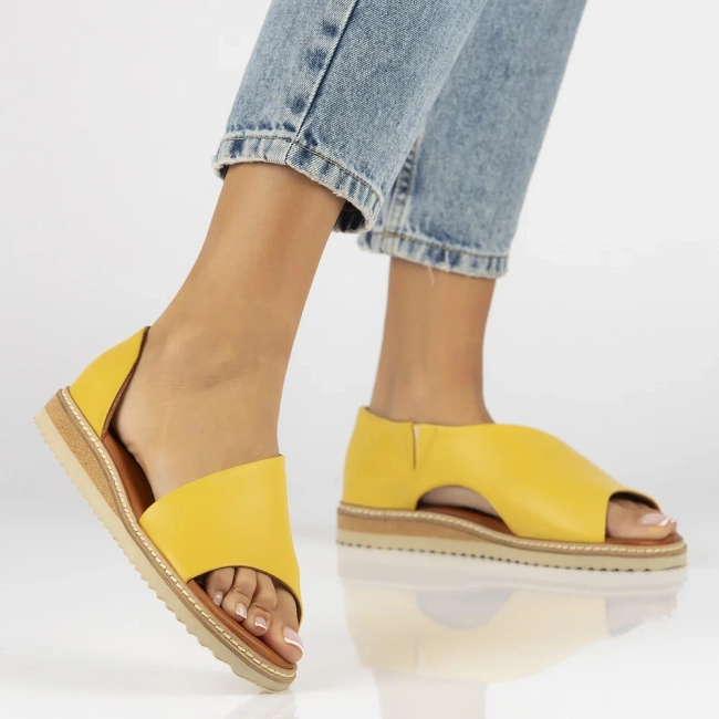 Leather sandals Artiker 46C1015 żółte